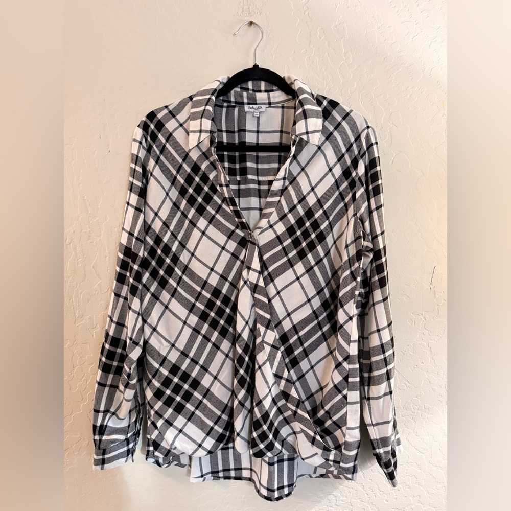 Splendid Black and White Plaid Button Down Shirt